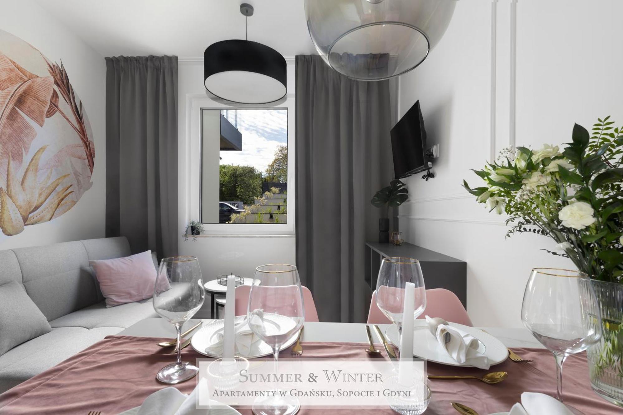 4 Stars, New Luxury Butterfly & Bike Apartments, Gdynia Orlowo, 15 Wyposazonych Mieszkan, Z Sypialnia, Winda I Platnym Parkingiem, Wysoki Standard Summerwinter, Blisko Molo Orlowo, Drog Rowerowych, Stadniny I Golf Park المظهر الخارجي الصورة