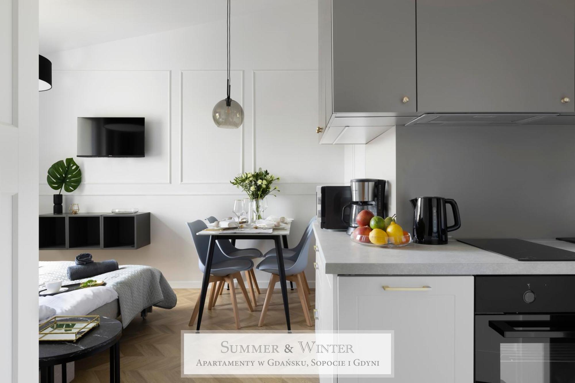 4 Stars, New Luxury Butterfly & Bike Apartments, Gdynia Orlowo, 15 Wyposazonych Mieszkan, Z Sypialnia, Winda I Platnym Parkingiem, Wysoki Standard Summerwinter, Blisko Molo Orlowo, Drog Rowerowych, Stadniny I Golf Park المظهر الخارجي الصورة