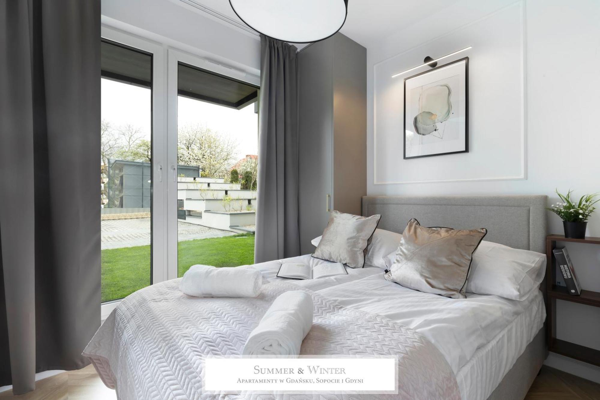 4 Stars, New Luxury Butterfly & Bike Apartments, Gdynia Orlowo, 15 Wyposazonych Mieszkan, Z Sypialnia, Winda I Platnym Parkingiem, Wysoki Standard Summerwinter, Blisko Molo Orlowo, Drog Rowerowych, Stadniny I Golf Park المظهر الخارجي الصورة