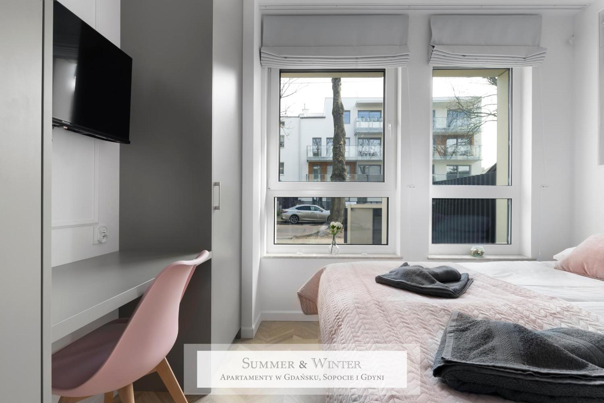 4 Stars, New Luxury Butterfly & Bike Apartments, Gdynia Orlowo, 15 Wyposazonych Mieszkan, Z Sypialnia, Winda I Platnym Parkingiem, Wysoki Standard Summerwinter, Blisko Molo Orlowo, Drog Rowerowych, Stadniny I Golf Park المظهر الخارجي الصورة